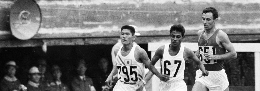 Ranatunge Karunananda running the 10,000m race at the 1964 Summer Olympics in Tokyo, Japan.